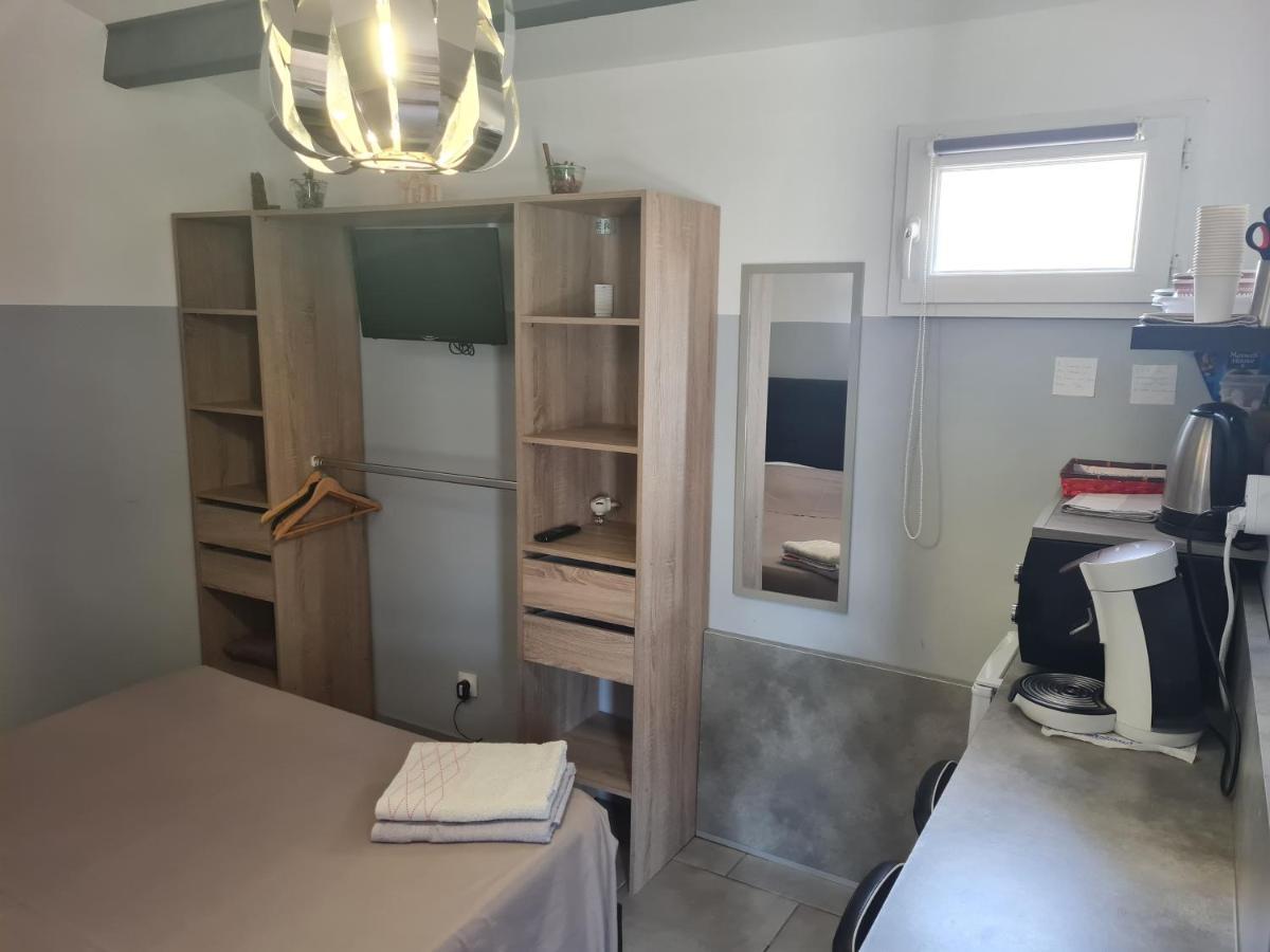 Chambre Cosy Avec Terrasse Arles