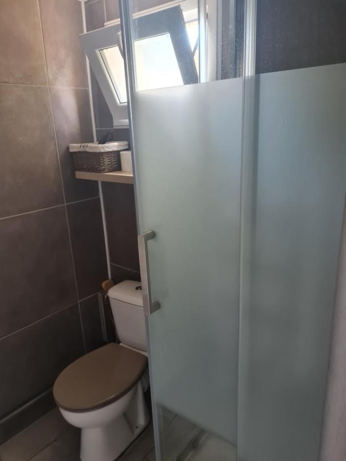 Appartement Chambre Cosy Avec Terrasse Arles